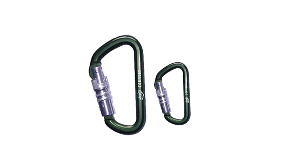 高空作業中，能否將兩個安全鉤連接到一起使用？