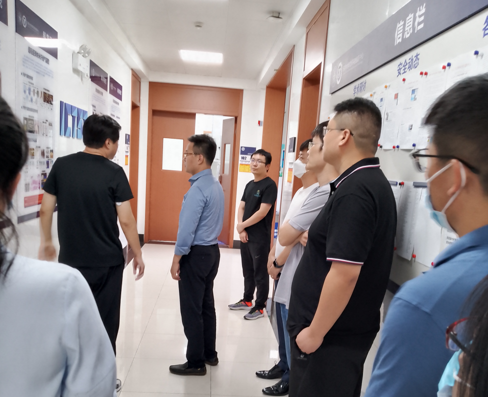 柔/彈陶瓷超細纖維材料的產業化關鍵技術及應用項目成功鑒定，成果達國際先進水平